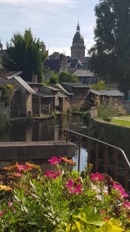 Maison de Berry Villedieu-les-Poêles Extérieur photo