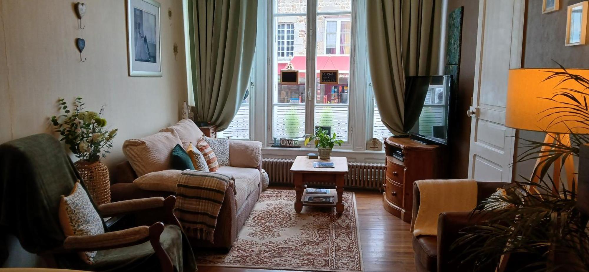 Maison de Berry Villedieu-les-Poêles Extérieur photo